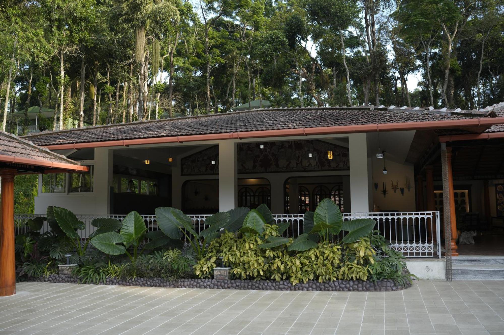 Regenta Resort Sakleshpur Eksteriør billede