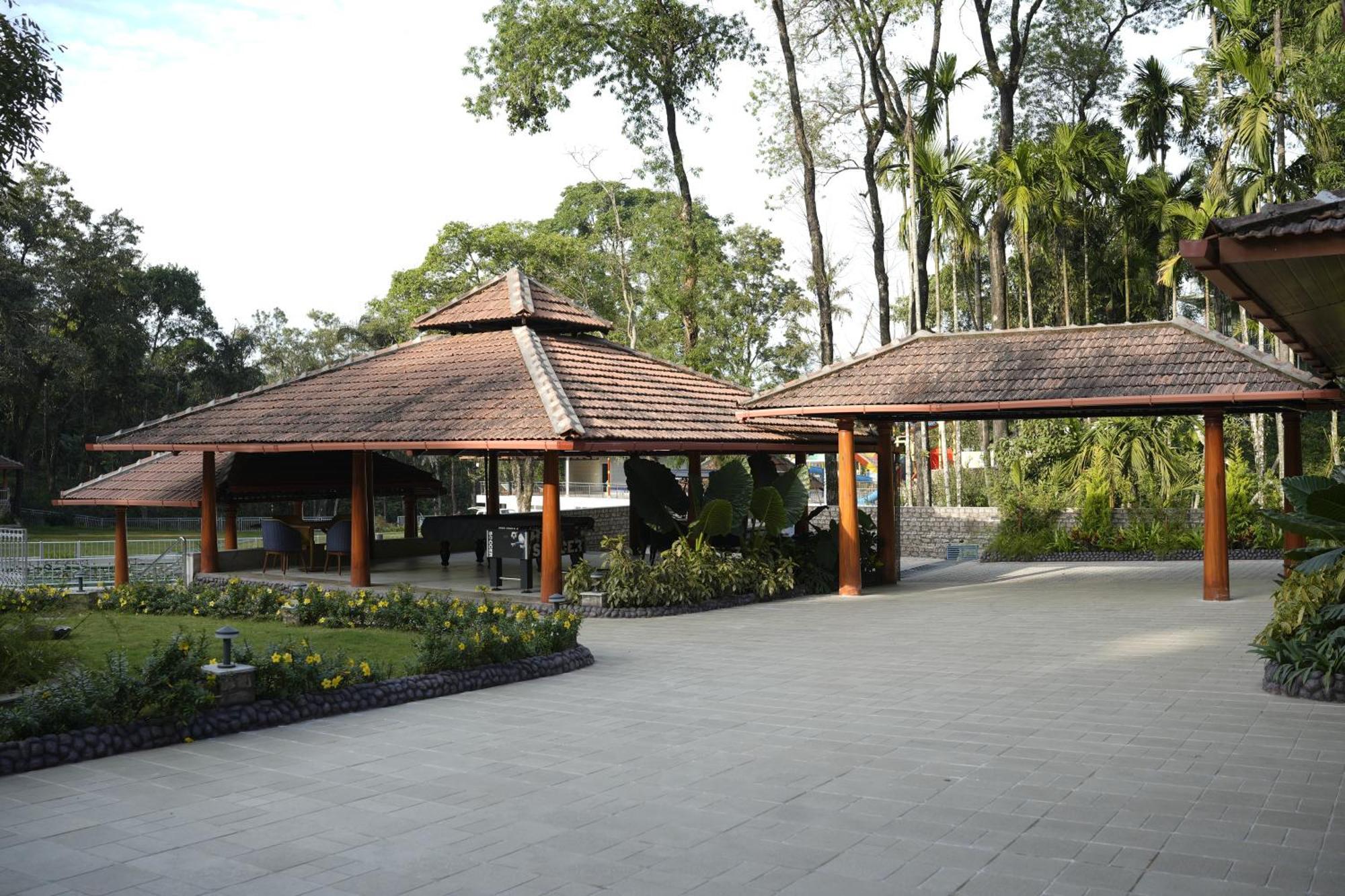 Regenta Resort Sakleshpur Eksteriør billede