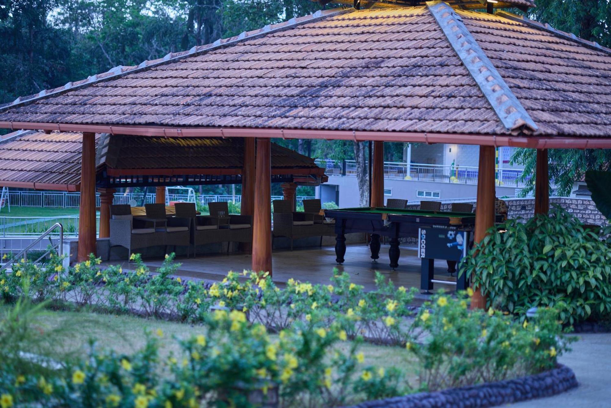 Regenta Resort Sakleshpur Eksteriør billede